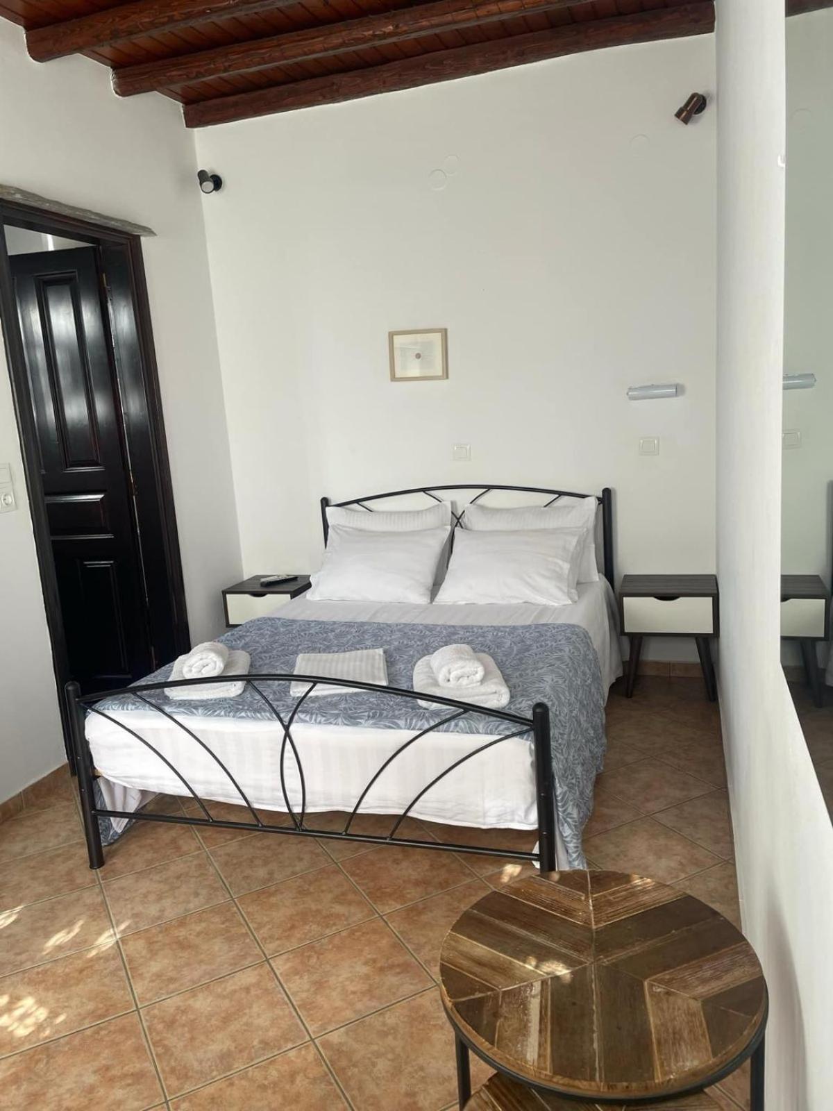 Spitalia Rooms Tinos Luaran gambar